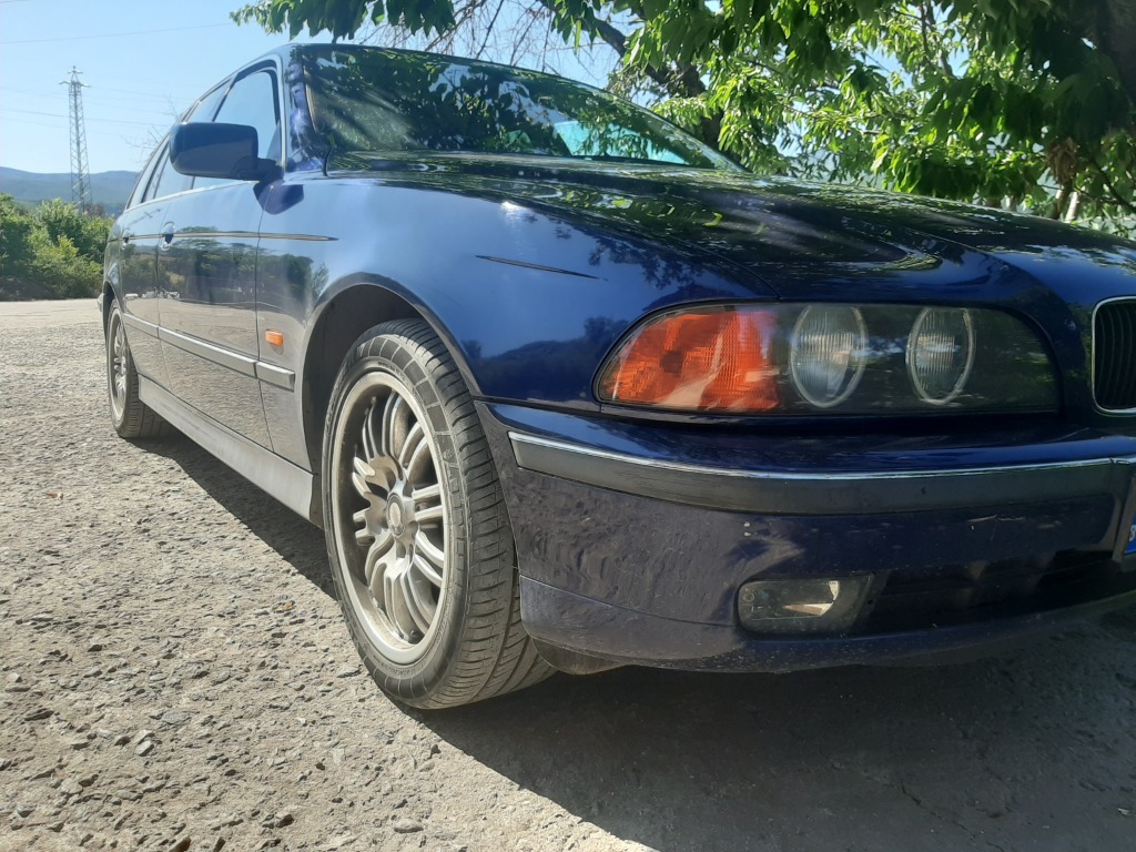 BMW 520