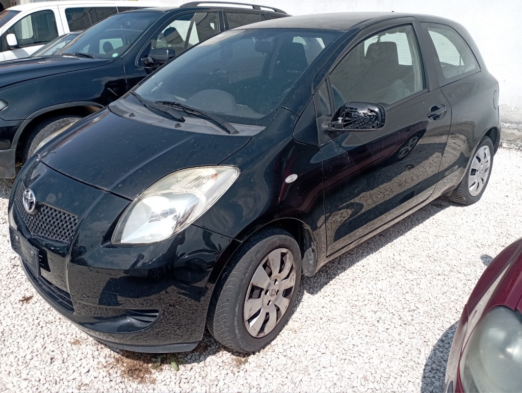 Toyota Yaris 1.0i