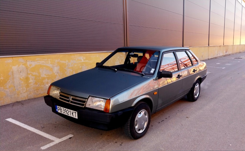 Lada Samara 21099-1.5