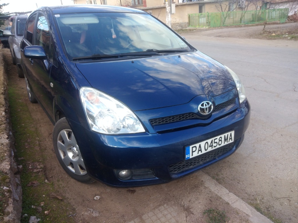 Toyota Corolla Verso 2.2 D4D 136к.с.