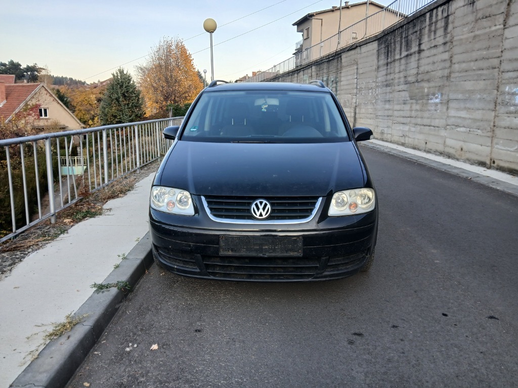 VW Touran 1.6i-6скорости