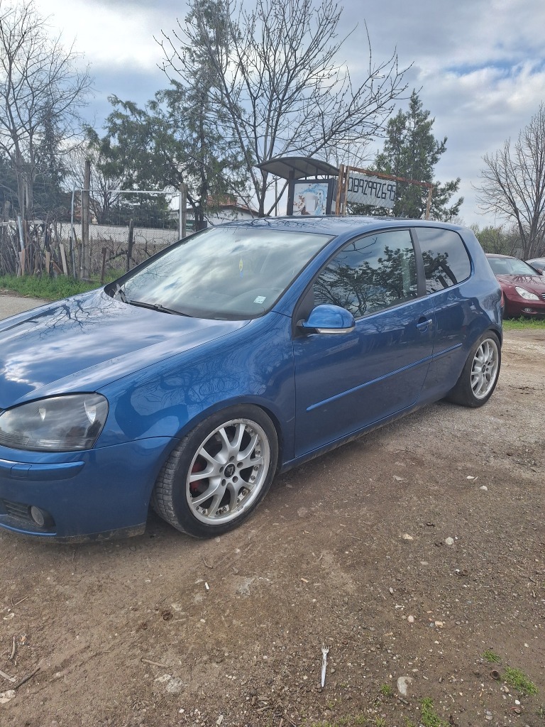VW Golf 1.6  101к