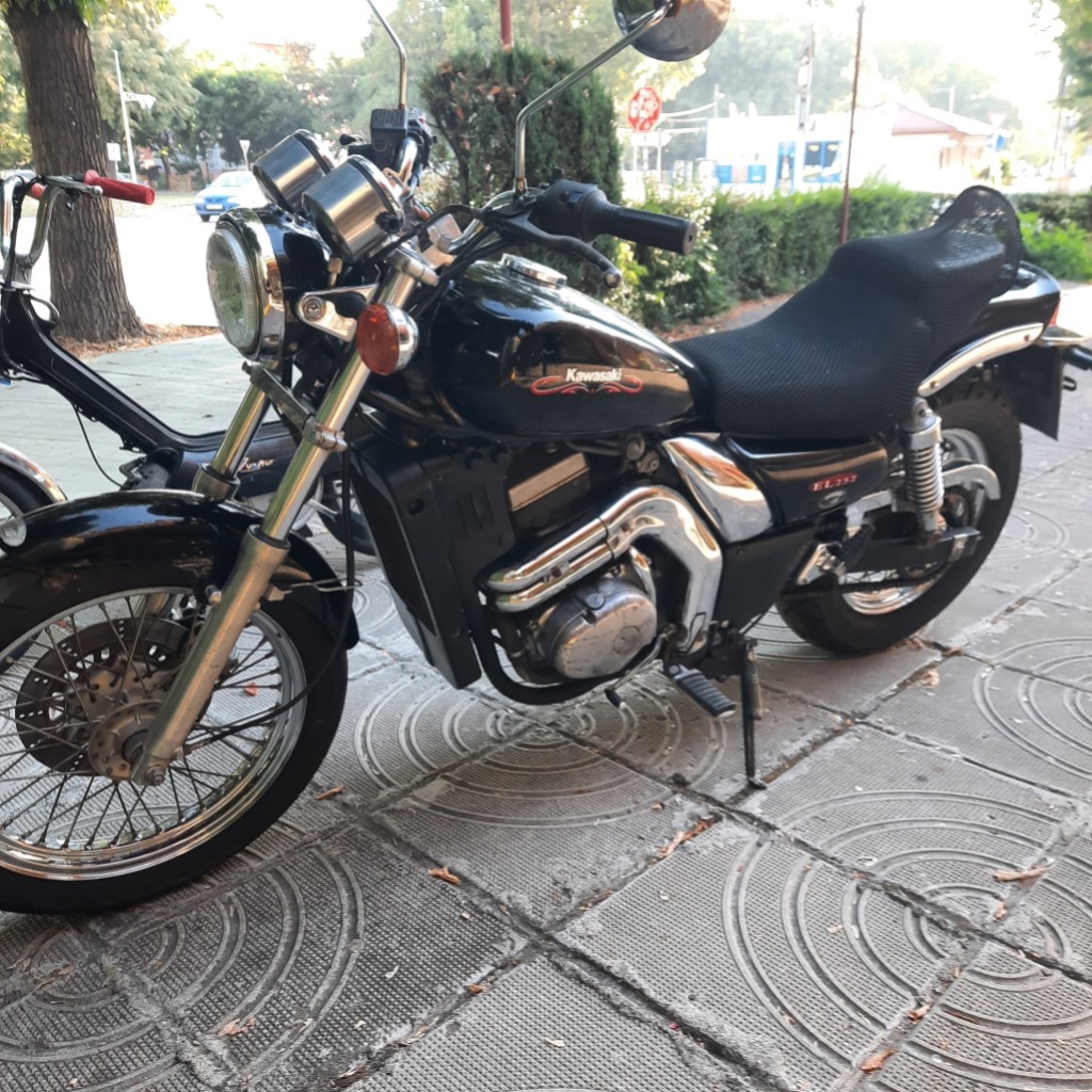 Kawasaki EL252 EL252