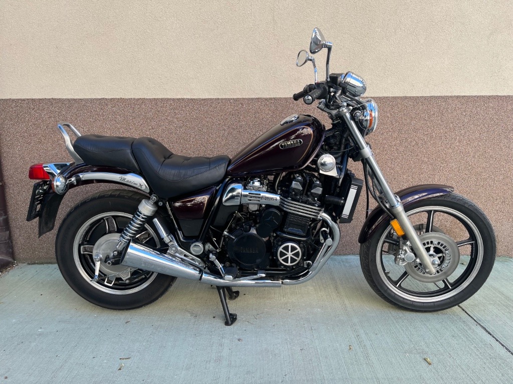 Yamaha MAXIM X 750