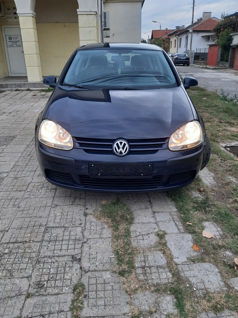 VW Golf 1.6