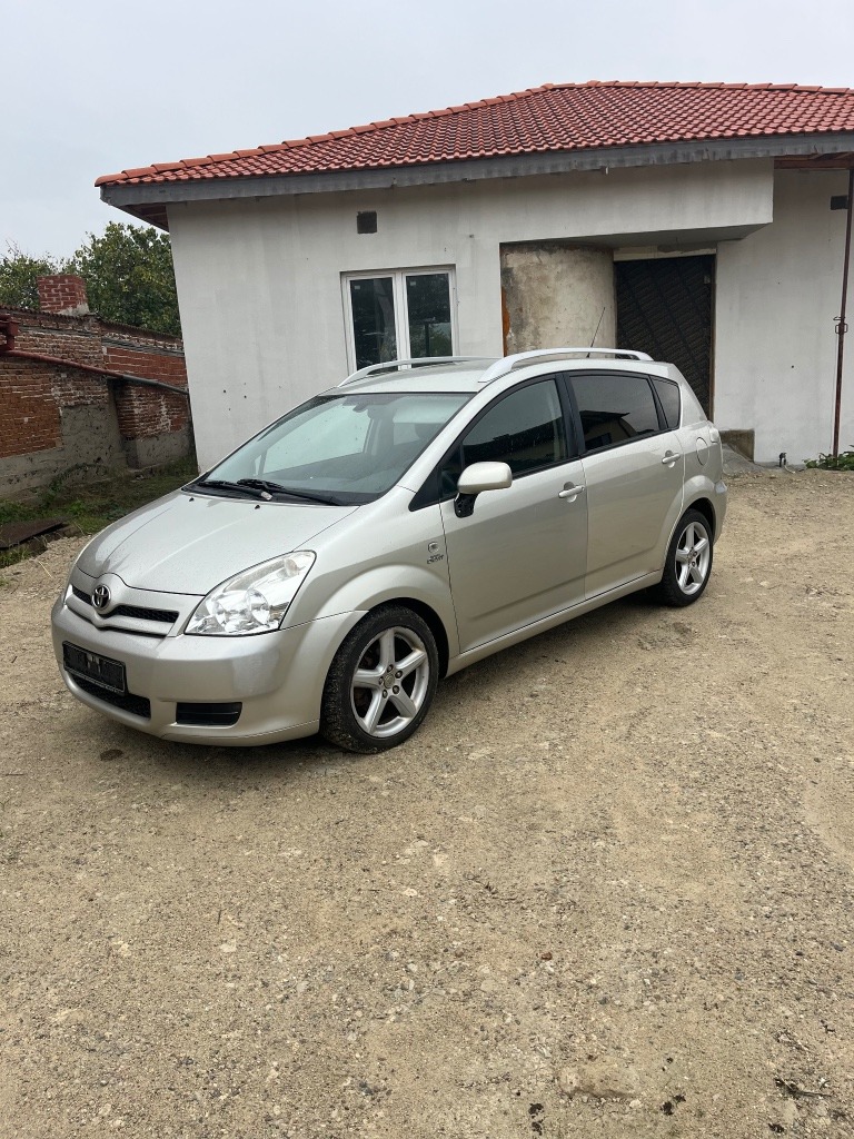 Toyota Corolla Verso 2.2