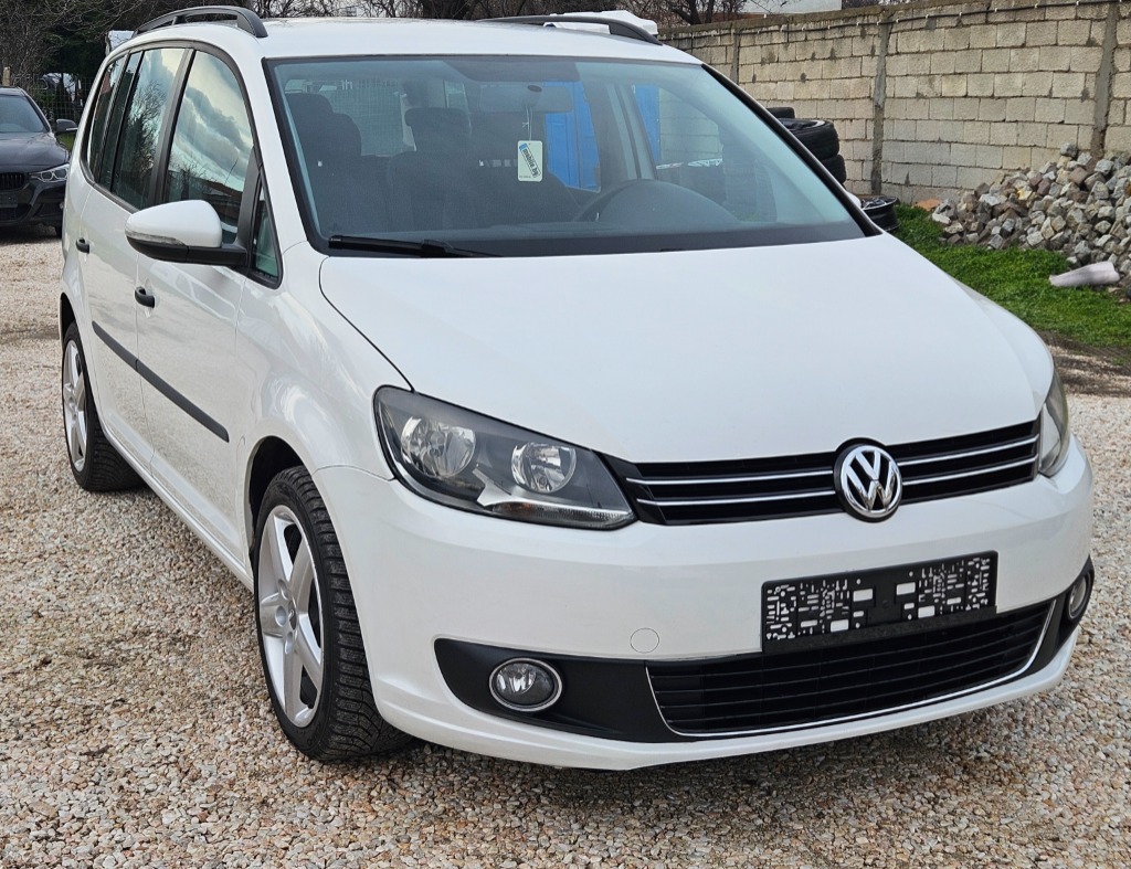 VW Touran 1.6 d..7 местен