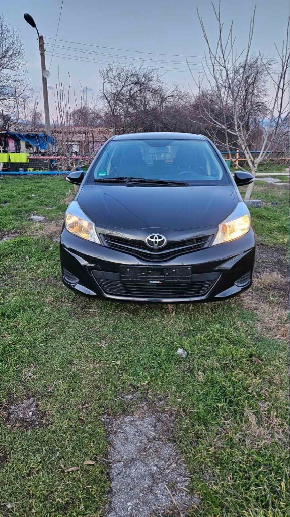 Toyota Yaris 1.0  69кс