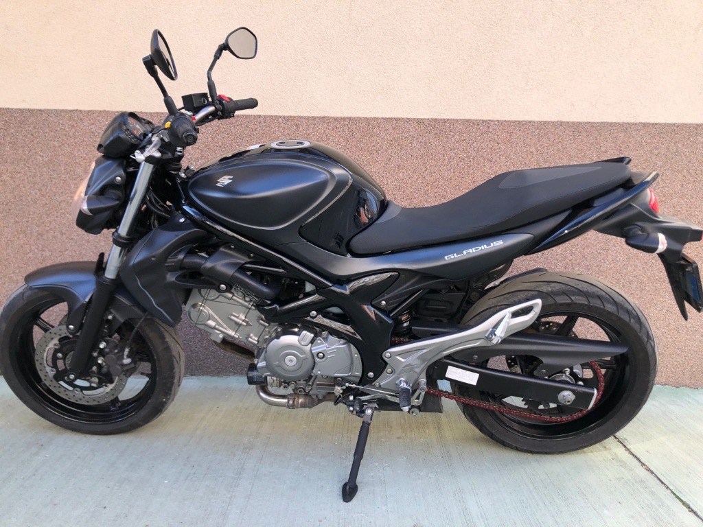 Suzuki Gladius650 ABS! 2015g!