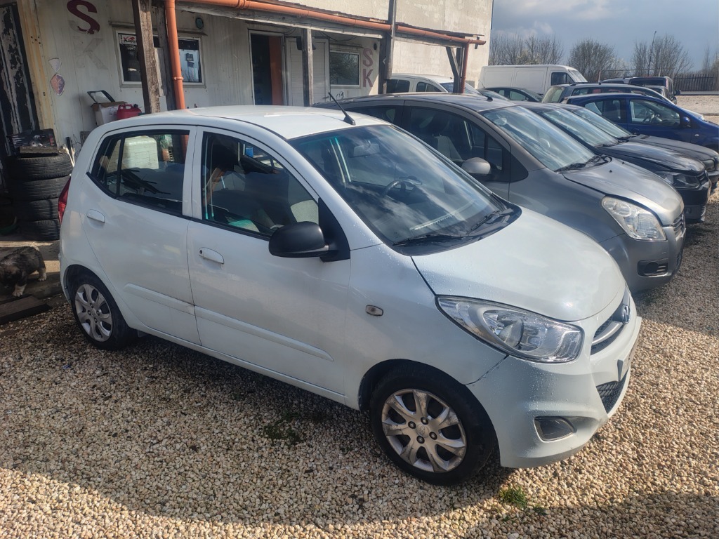Hyundai i10 1.2i