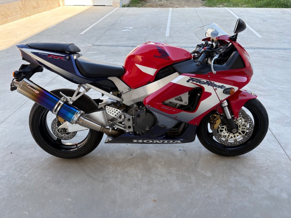 Honda CBR 929RR 21000km!!!