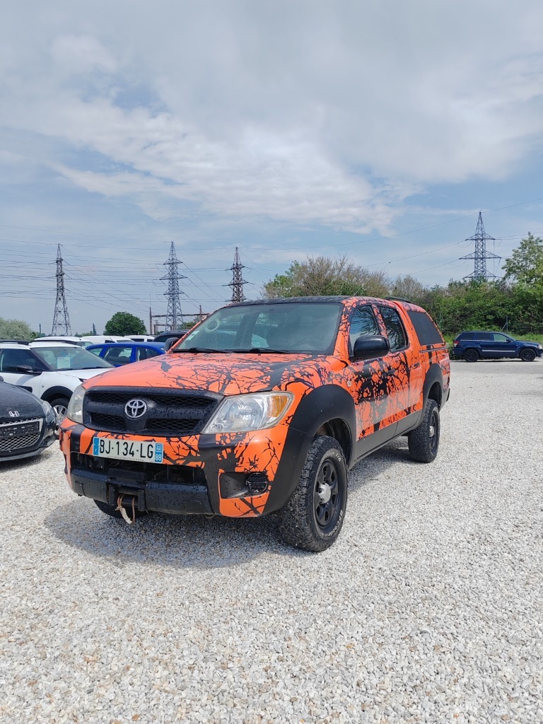 Toyota Hilux 2.5,120к.с
