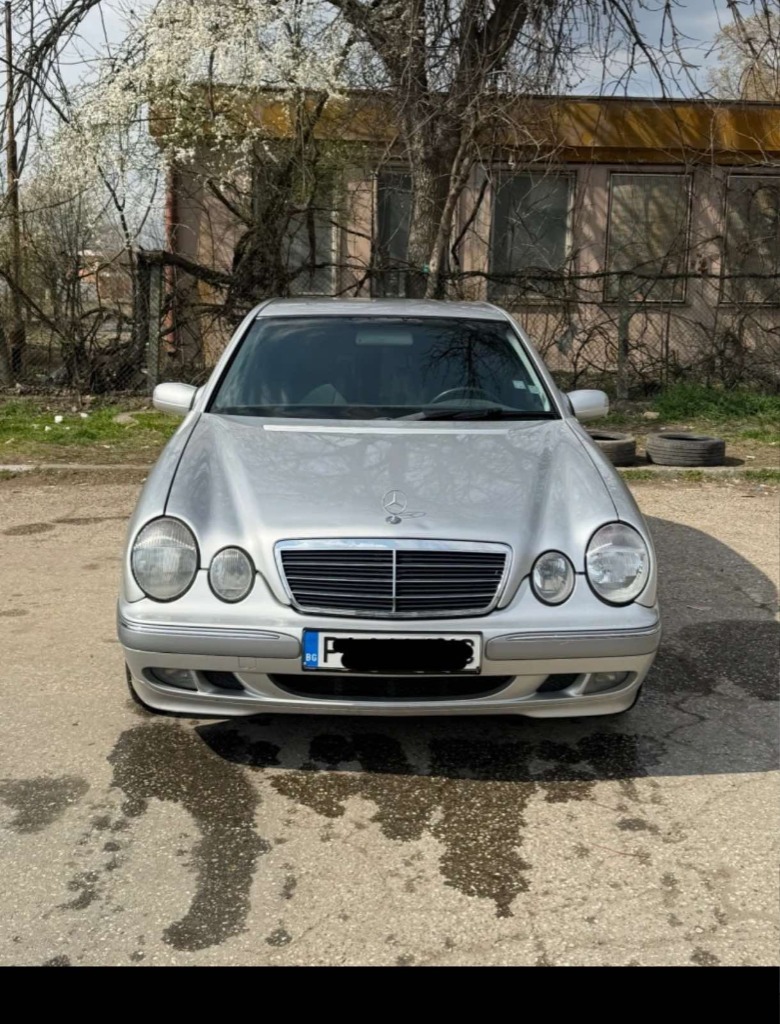 Mercedes-Benz E 270