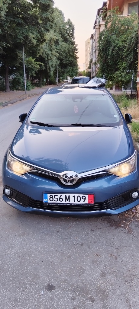 Toyota Auris 1.6 Д-4Д /112