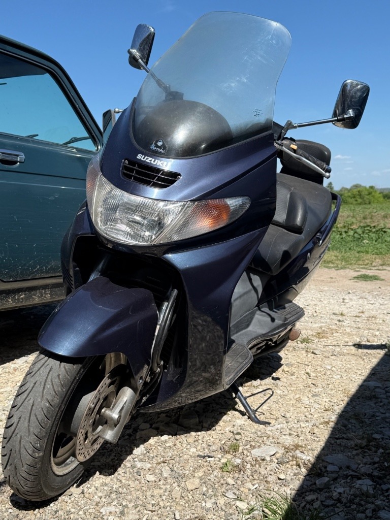 Suzuki Burgman 400