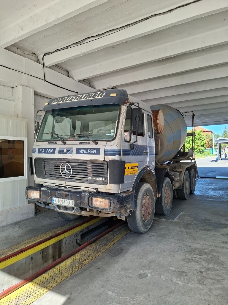 Mercedes 3335 Бетон миксер