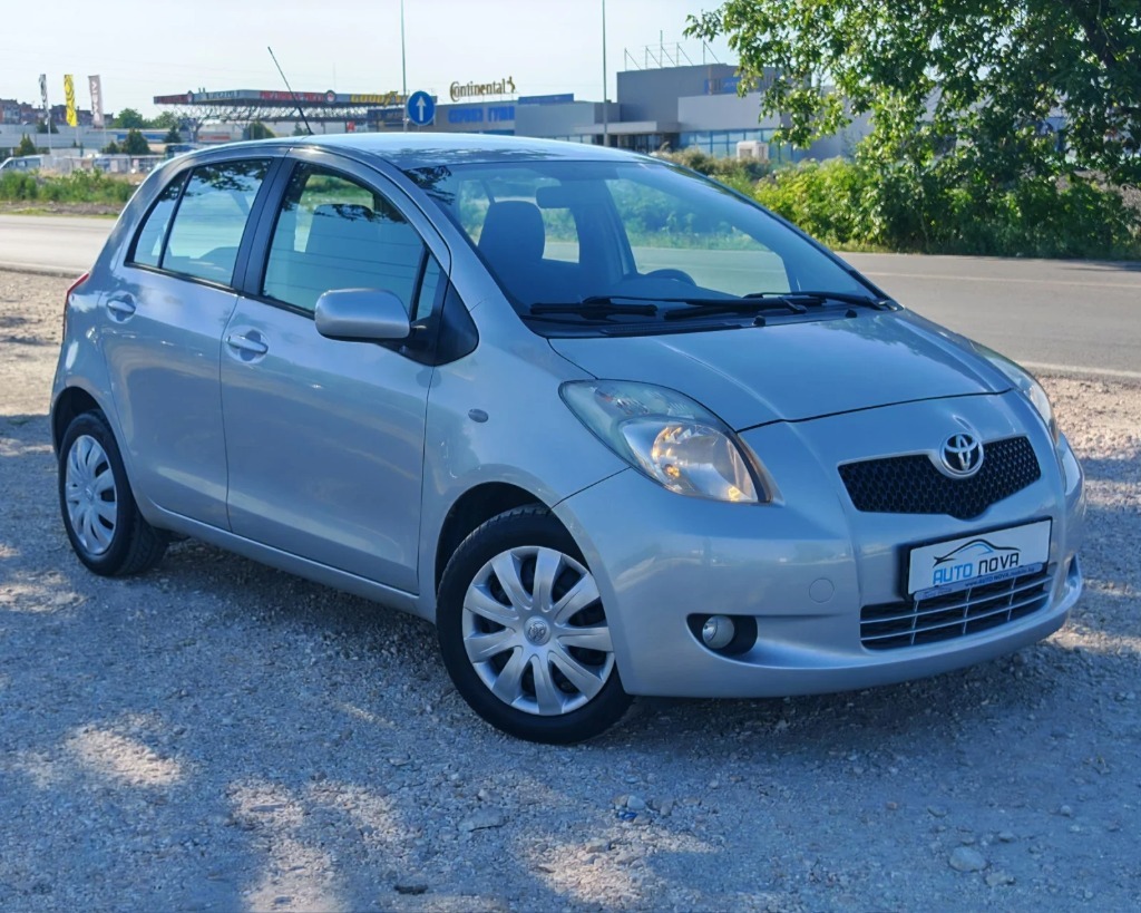 Toyota Yaris 1.3 БЕНЗИН 87КС