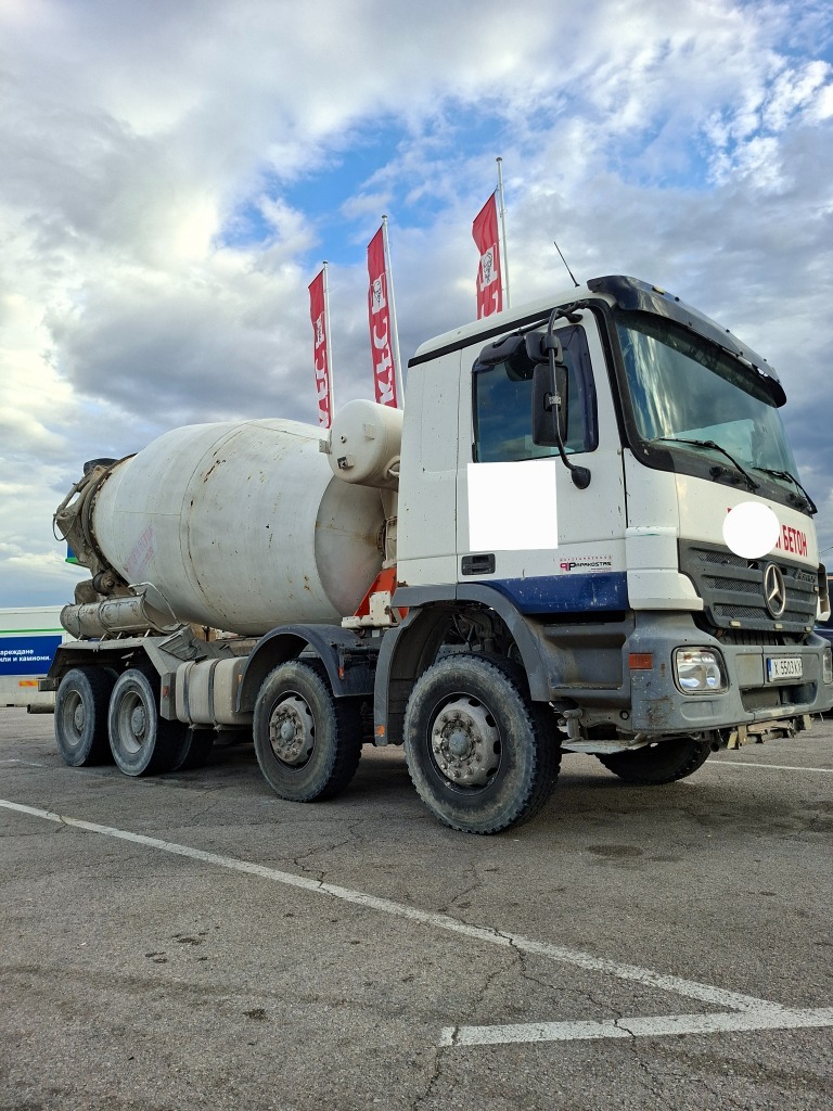 Mercedes Actros Бетон миксер
