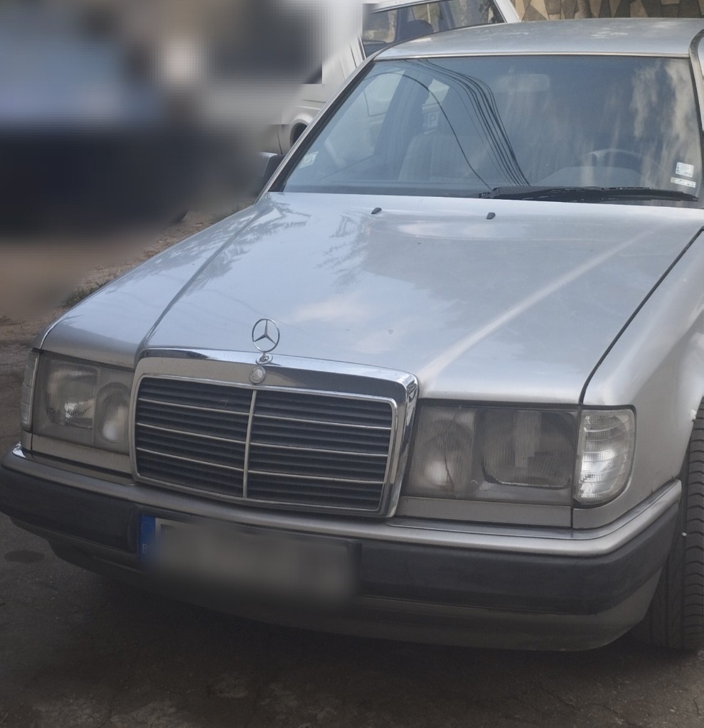 Mercedes-Benz 124 2.5 D