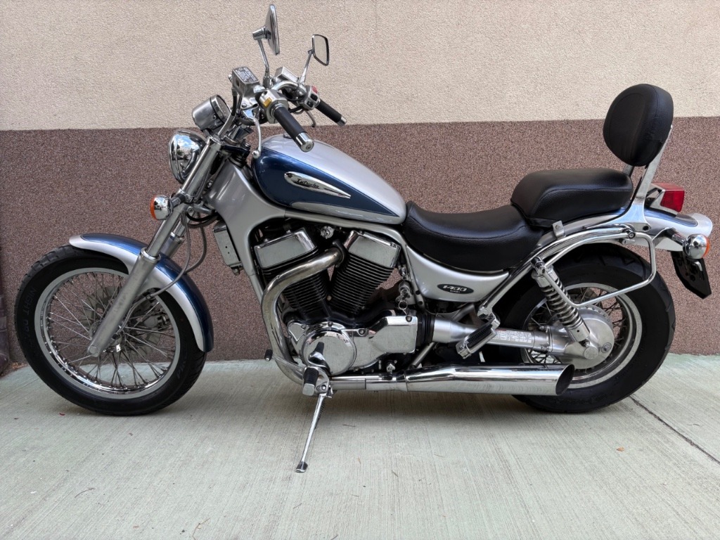 Suzuki INTRUDER 1400
