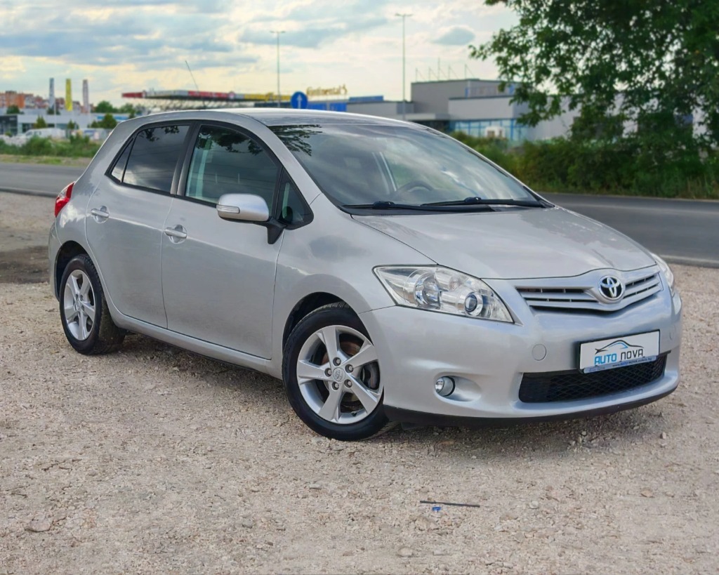 Toyota Auris 1.4 90КС. ДИЗЕЛ