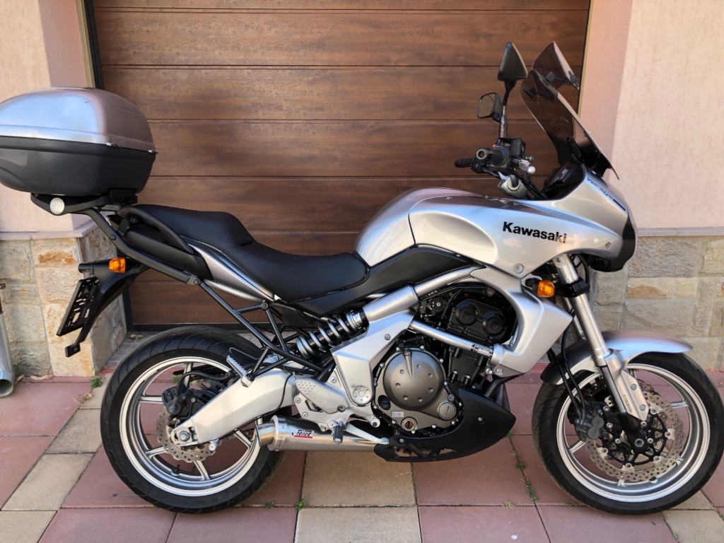 Kawasaki Versus 650 ABS!