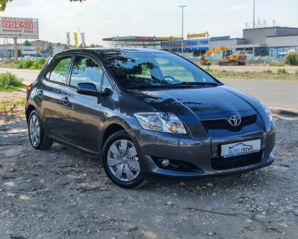 Toyota Auris 1.4 БЕНЗИН 97КС