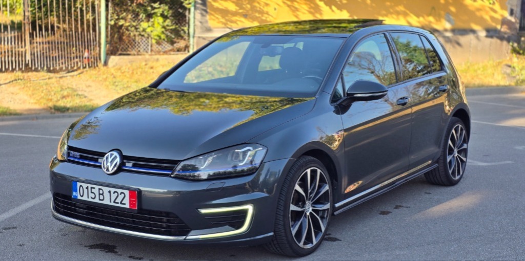 VW Golf GTE