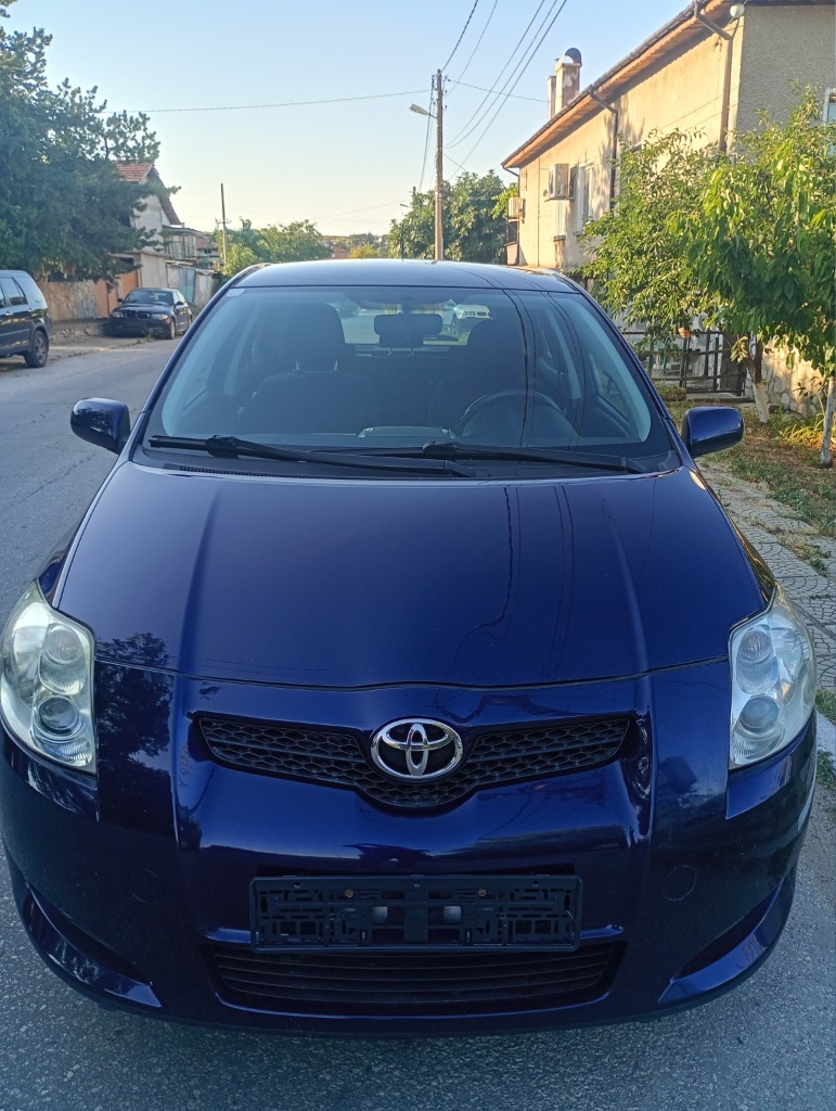 Toyota Auris 1.6  124к.с.