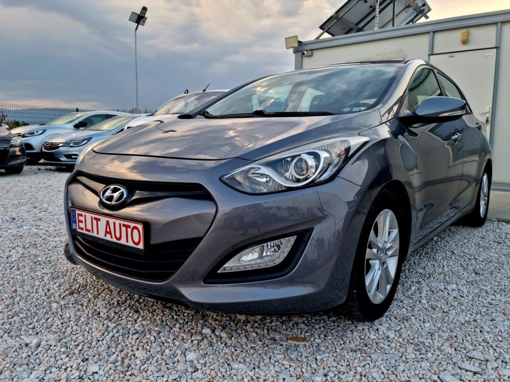 Hyundai i30 1.4i+Gaz Navi
