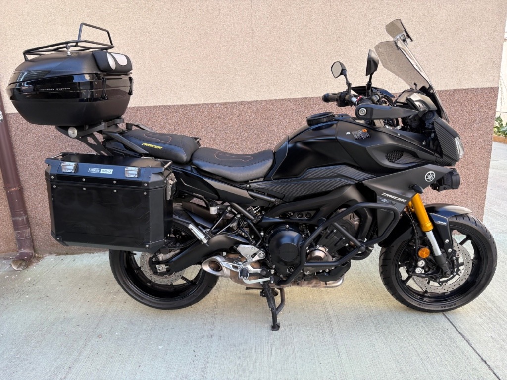 Yamaha TRACER 900