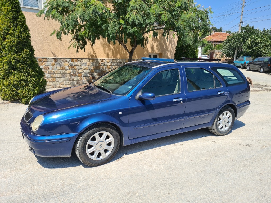 Lancia Lybra 2.0