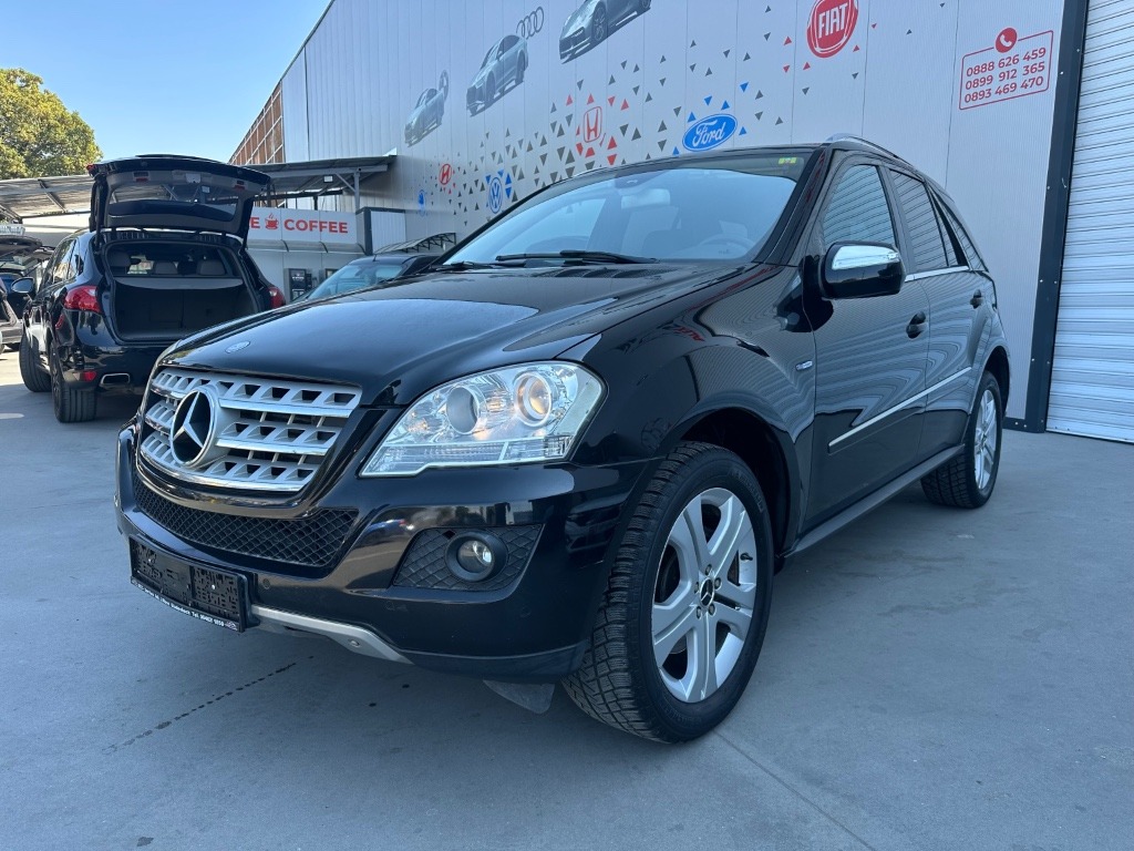 Mercedes-Benz ML 300 CDI SPORT
