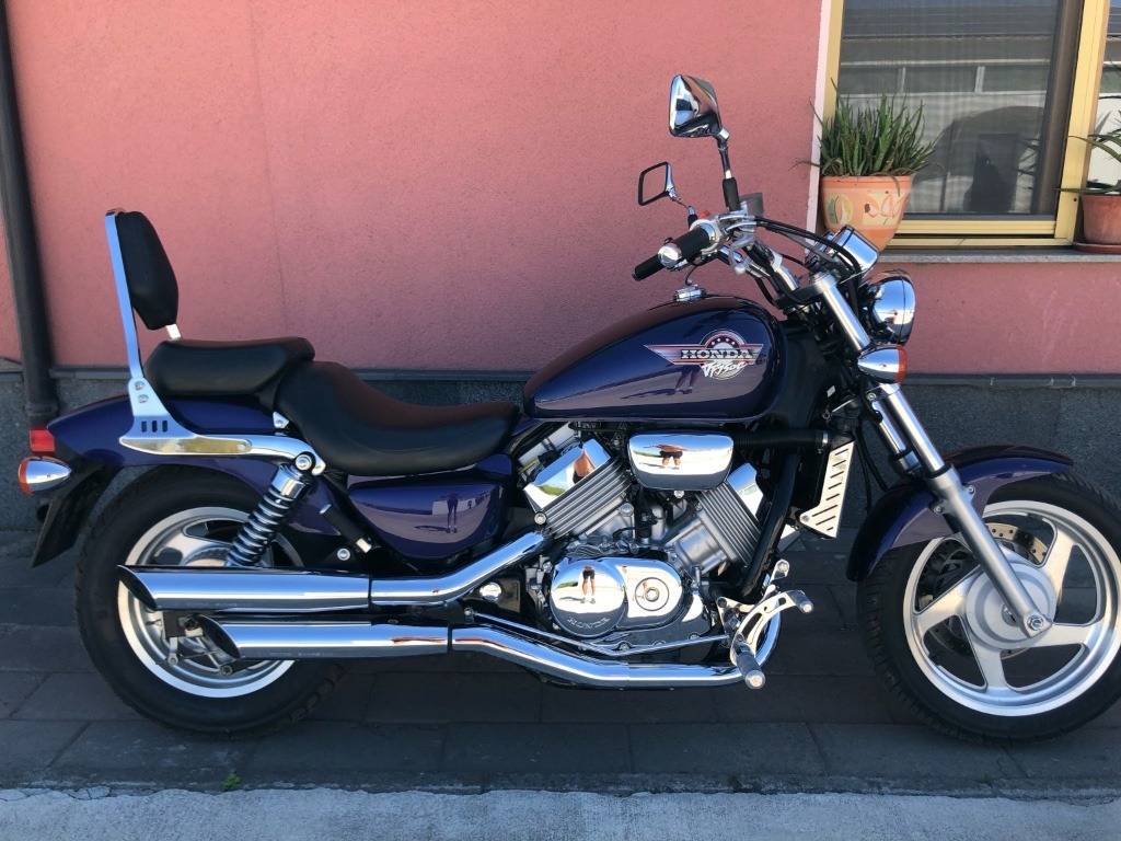 Honda Magna750 10000km!!! Vf750C